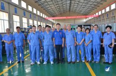 學(xué)習(xí)知識(shí)，豐富自己